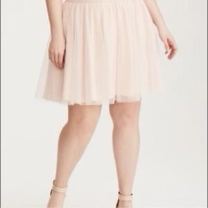 NWT‎ Torrid Blush Pink Tulle Full Mini Skirt Balletcore Feminine Girly 0